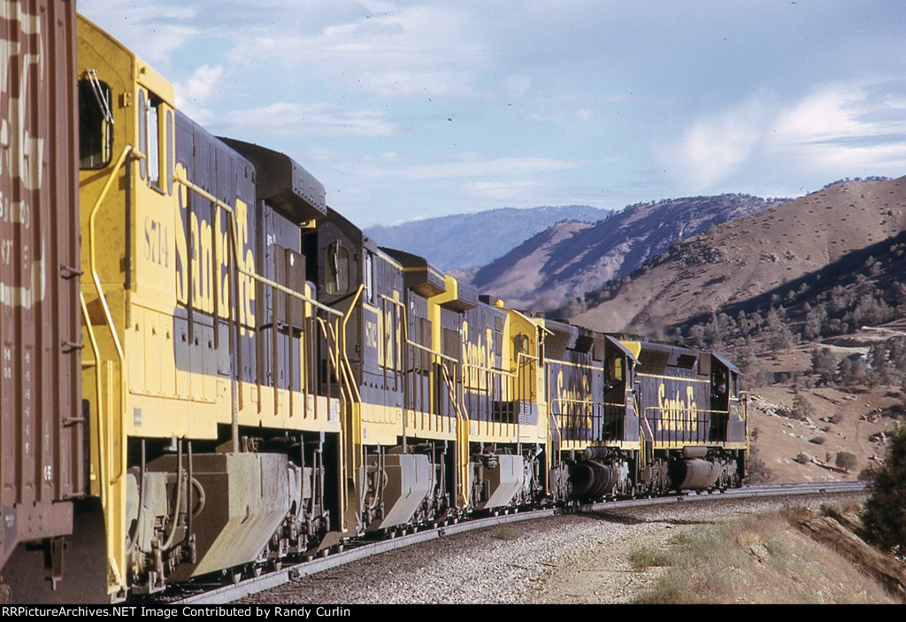 ATSF 5538 West near Tehachapi Loop